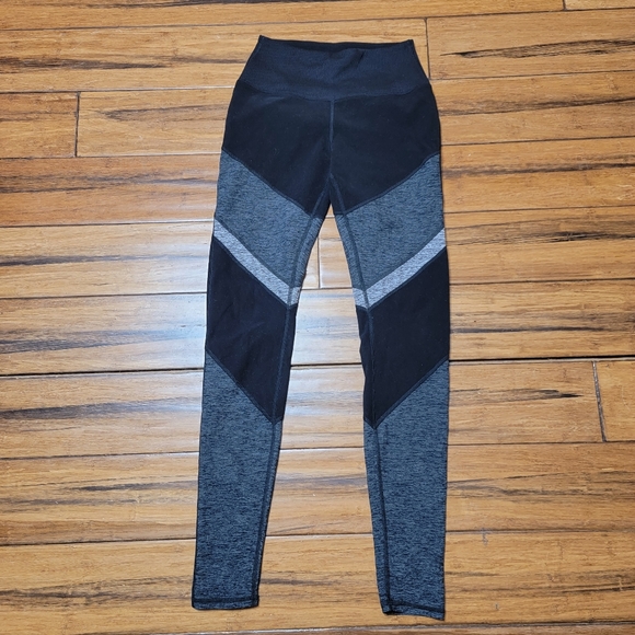 Alo YOGA SHEILA LEGGINGS - Picture 3 of 7
